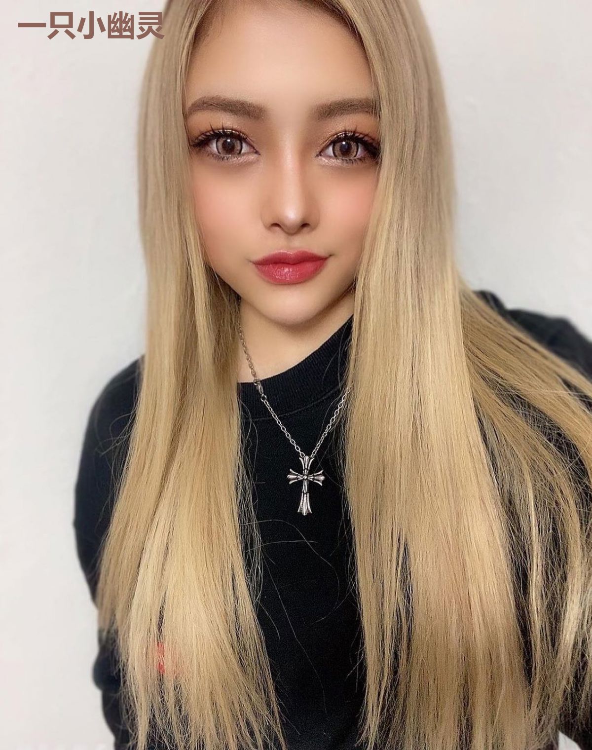 一只小幽灵