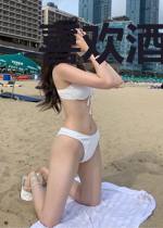 喜欢酒，更喜欢你的酒窝