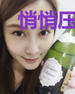 悄悄压制修为千年,一拳打爆大帝