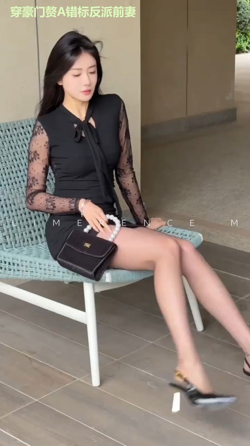 穿豪门赘A错标反派前妻
